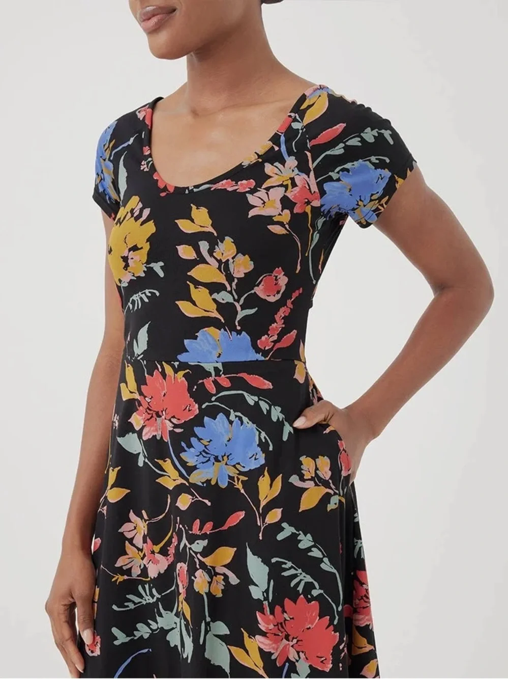 Pact Fit and Flare Crossback Maxi Dress Nightfall Blooms Black Floral Cotton XL